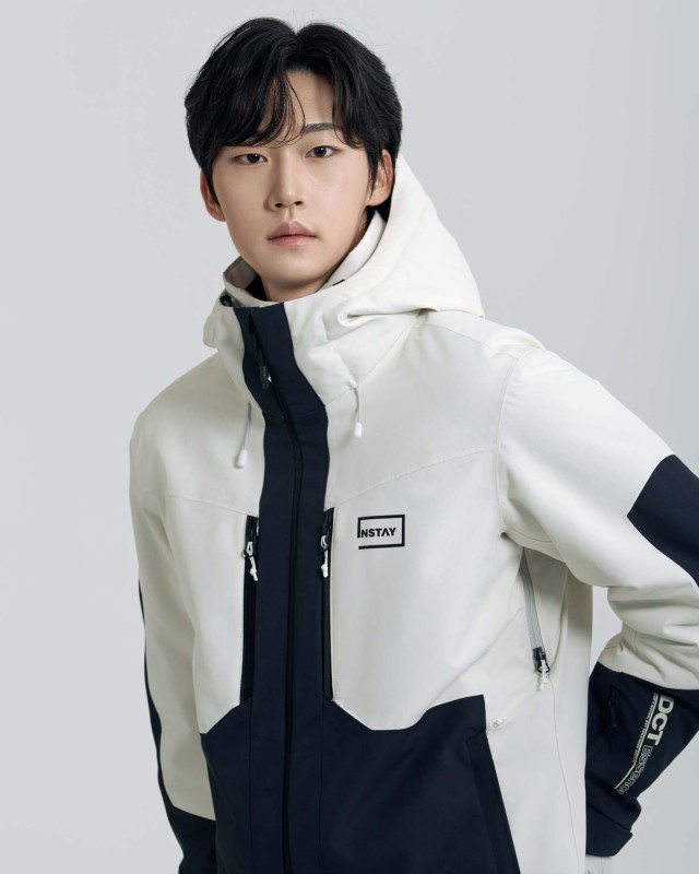 24/25 INSTAY 의류 세트 입고